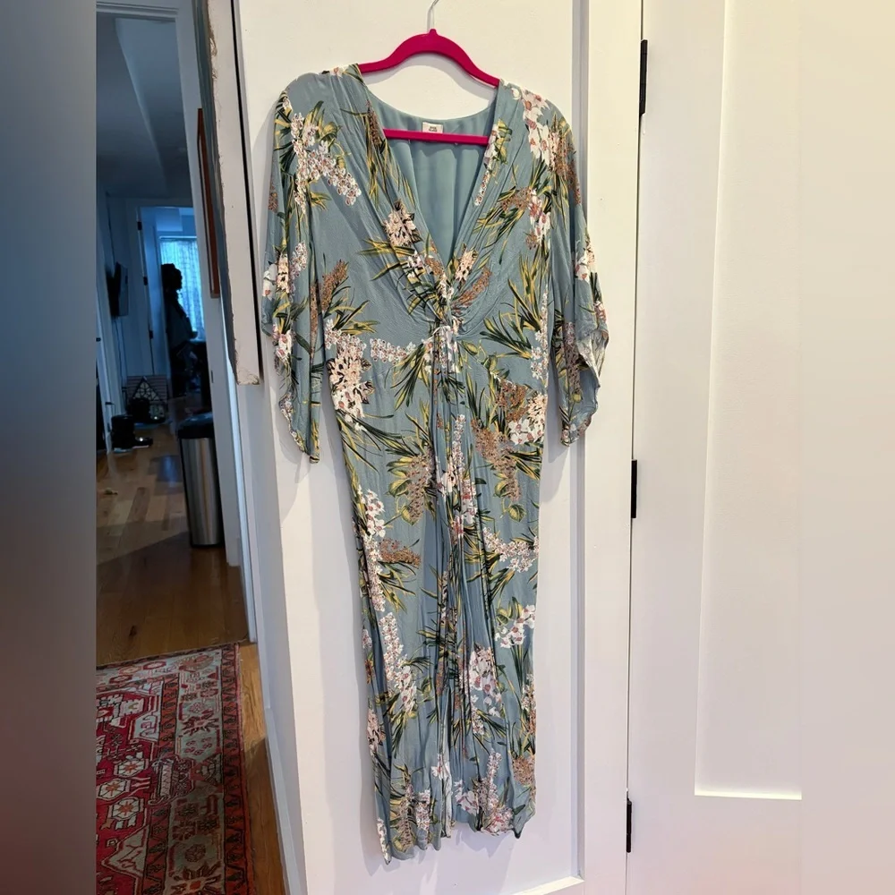 River Island Floral Kimono Dress in Blue - Picture 2 of 9